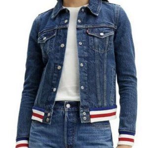 🌟 Levi Denim Trucker Jacket